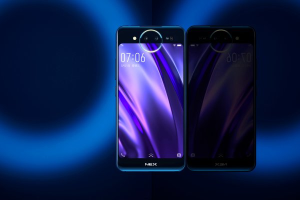  Vivo  NEX  Dual  display  Smartphone with Triple Rear Camera  